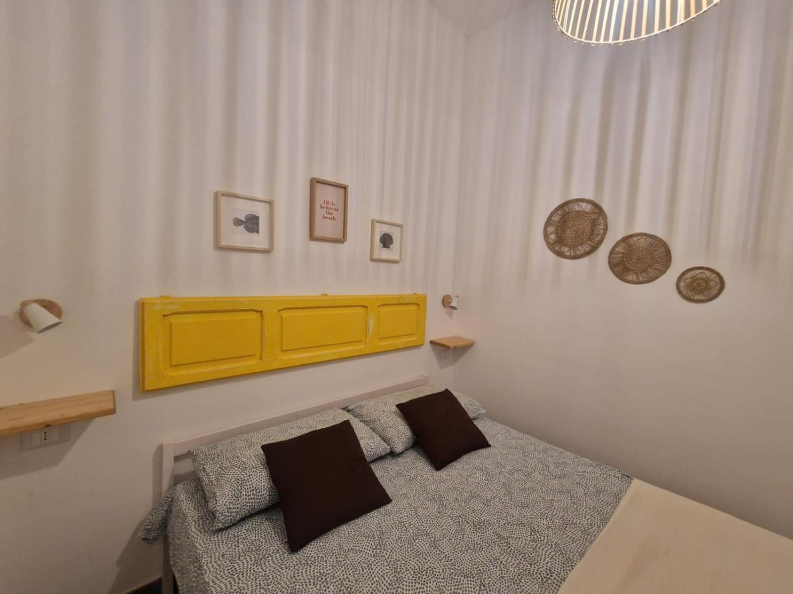 Camere A Oriente II Room And Apartments Torre dell'Orso Exterior foto